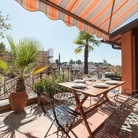 The Spanish Steps Grand Penthouse